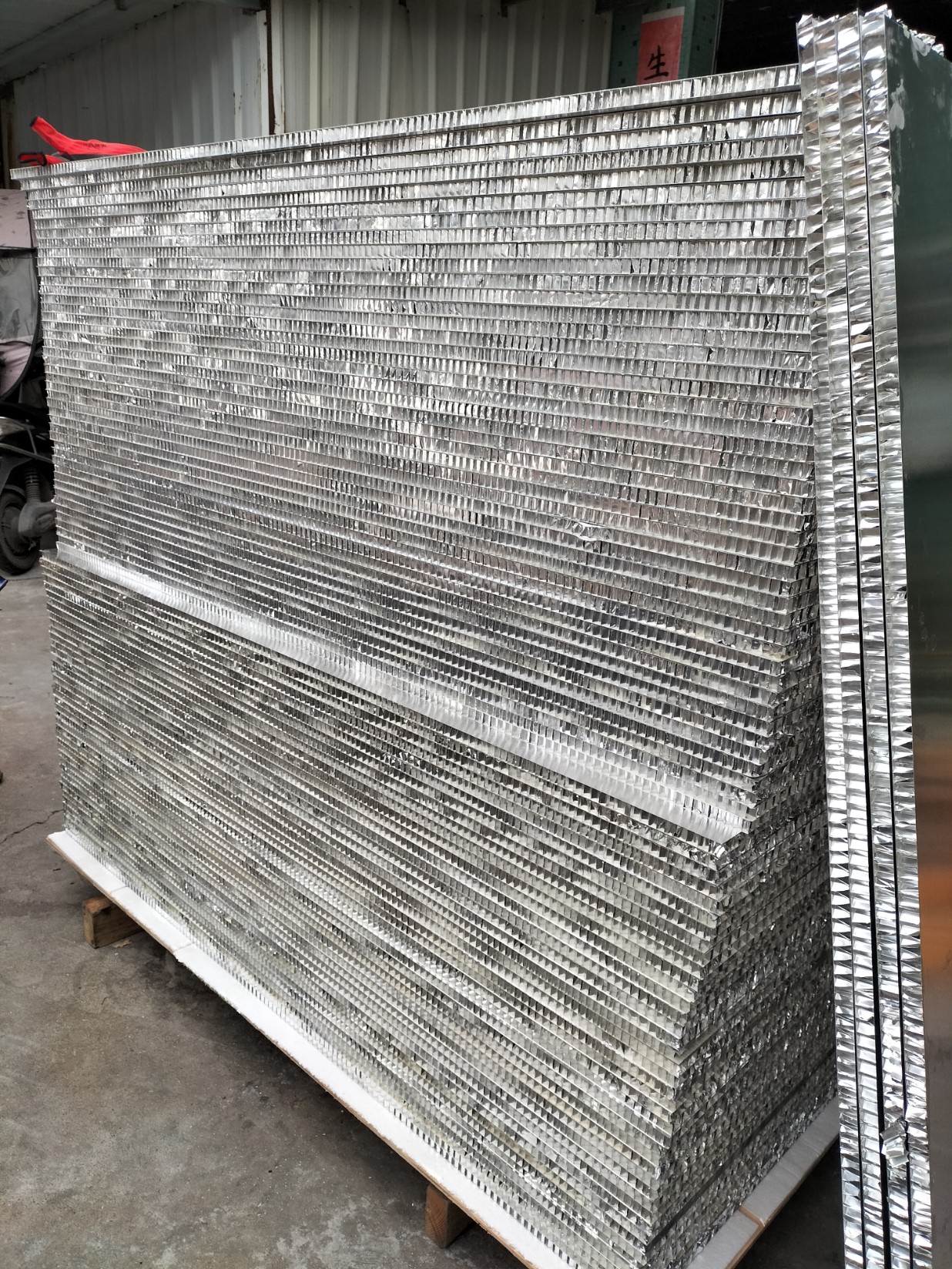 门板专用铝蜂窝复合板